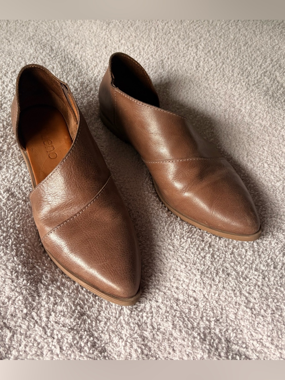 Bueno Blake Flat, Leather Pointed Toe Slip-On 9.5